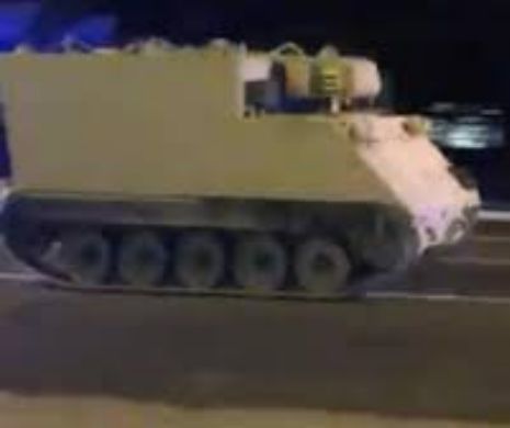 Panică de proporţii! Un soldat a furat un blinat şi s-a dus glonţ spre Capitoliu. VIDEO SENZAŢIONAL!