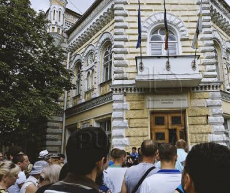PROTEST de AMPLOARE la Chișinău! Andrei Năstase: „Judecătoarea şi-a bătut joc de noi şi de voinţa populară”