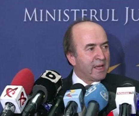 Tudorel Toader, ultimul mesaj către Klaus Iohannis: „Nu avem termen”. Delegaţia Comisiei de la Veneţia vine azi la Ministerul Justiţiei