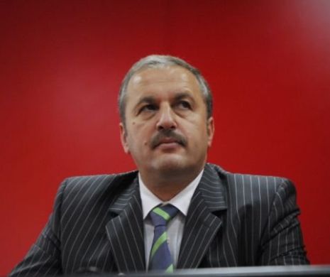 Vasile Dâncu, ”un fel de gazdă” la Gala Poeziei din Cluj