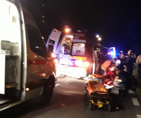 ACCIDENT CUMPLIT! Sunt CEL PUȚIN OPT VICTIME. Se INTERVINE de URGENȚĂ