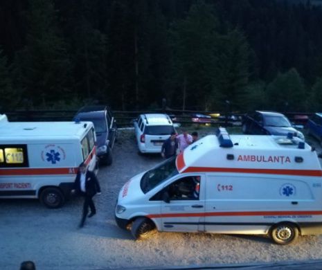 ACCIDENT. Mai multe persoane, rănite la o nuntă, după ce s-a rupt BALUSTRADA