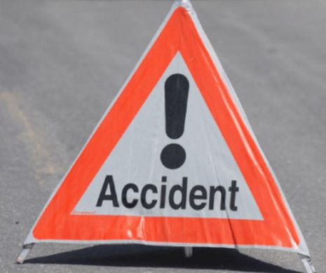 ACCIDENT RUTIER în Râmnicu Sărat. Un autoturism s-a RĂSTURNAT pe ȘOSEA