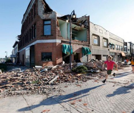Aşa ceva nu s-a mai pomenit!  Statul american Iowa a fost lovit de 27 de tornade. Pagubele sunt imense
