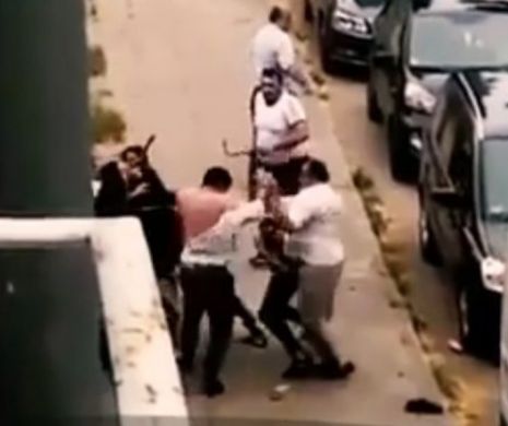 Au pornit un adevărat RĂZBOI în plină STRADĂ. Cele două CLANURI au ÎNGROZIT Germania