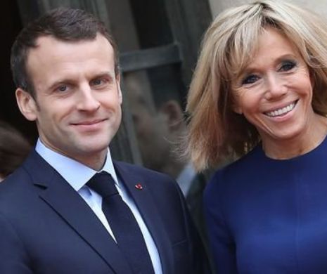 Brigitte MACRON, în costum de baie! Nu, nu e din tinerețe!