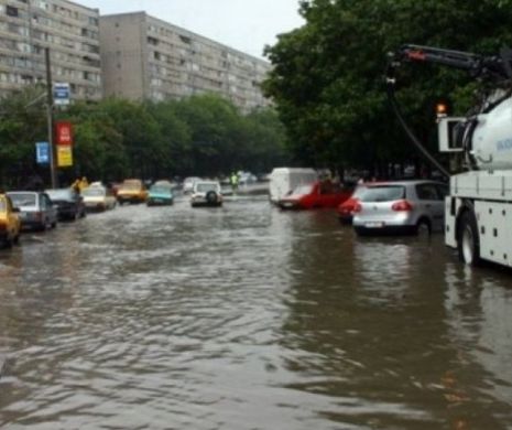 COD PORTOCALIU de INUNDAȚII. O mare parte a țării, SUB APE