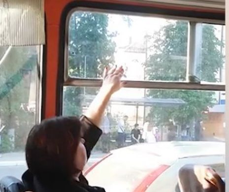 Disputa ABSURDĂ dintr-un autobuz a întors internetul pe dos! Cine câștigă? PARIURILE au curs pe internet - VIDEO VIRAL