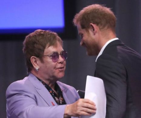 Elton John CRITICĂ Europa de Est pentru Discriminarea HOMOSEXUALILOR