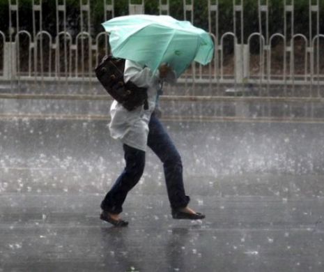 Fenomen METEO EXREM în România. AVERTISMENTUL specialiștilor