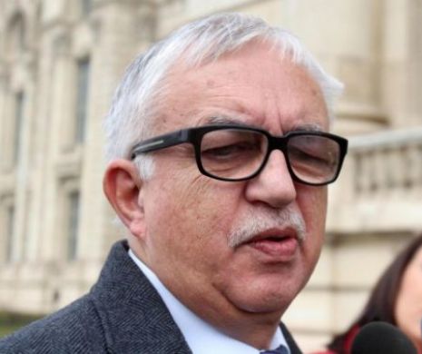 Fostul președinte al CCR aruncă BOMBA. ,,Au mai fost ÎNCERCĂRI de-astea de a face PRAF legislaţia”
