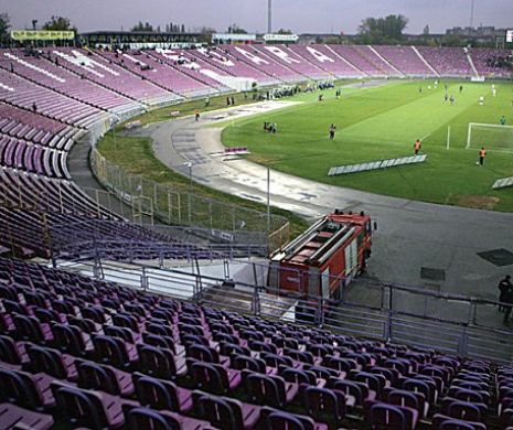 Fotbaliștii de la Poli Timișoara, scoși afară din vestiare