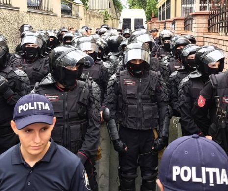 PLAHOTNIUC, păzit de POLIŢIE  mai ceva decât TEZAURUL Angliei