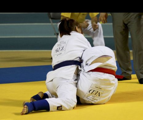 Poliţiştii din Giurgiu învaţă ju-jitsu