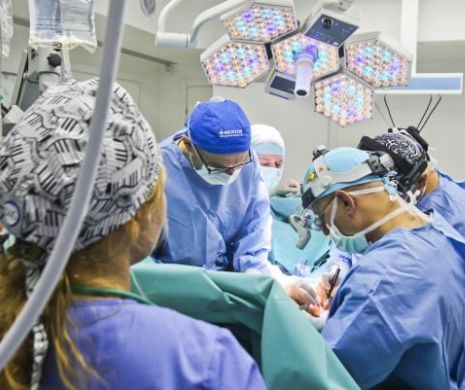 Premieră națională medicală. Timișorenii au aplicat cea mai nouă metodă de operare a aortei