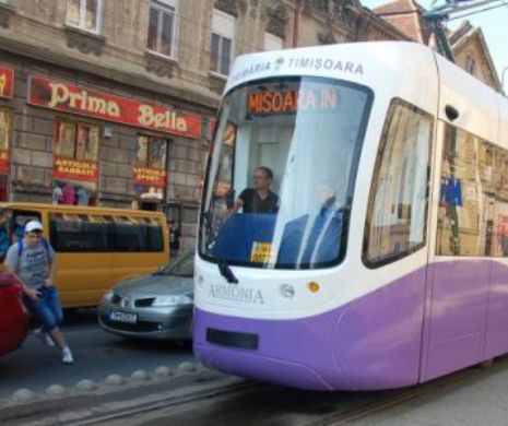 Timișoara. Salopete de închiriat pentru muncitorii de la transportul în comun