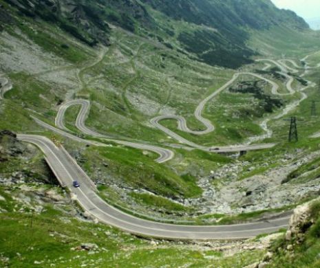 Transfăgărășanul se deschide azi, printre urși