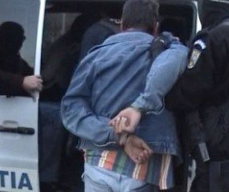 Un dezaxat sexual și un „pește” prinși în năvodul Poliției
