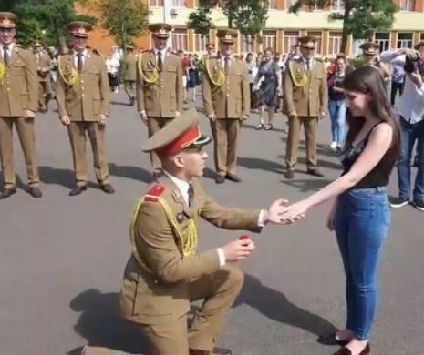 Un proaspăt ofițer va ține minte pentru totdeauna acest moment. Acum i s-a schimbat toată viața!