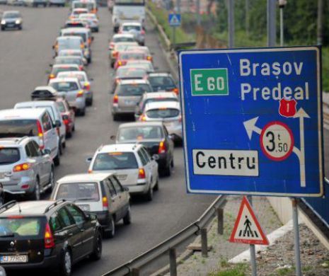 Valea Prahovei, BARĂ LA BARĂ. Traficul este INFERNAL pe DN1, dar și pe autostrada A2