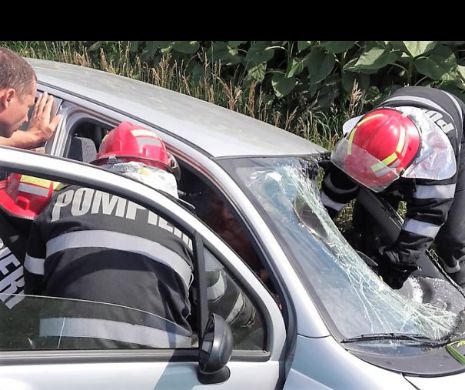 ACCIDENT CUMPLIT! Trei mașini au fost IMPLICATE. BILANȚUL victimelor