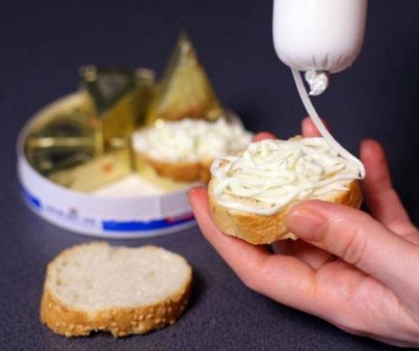 Brânza topită, veritabilă bombă cu E-uri