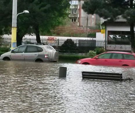 Hidrologii avertizează: Pericol de inundații în vest și sud-vest