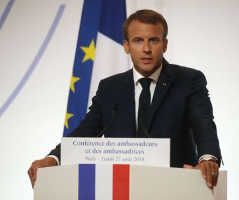 Ruptură în imaginea prezidențială. Președintele Emmanuel Macron este în cădere liberă