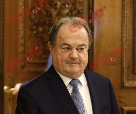 SCANDALUL PLĂCUȚELOR cu mesaj anti-PSD văzut de un fost ministru MAI