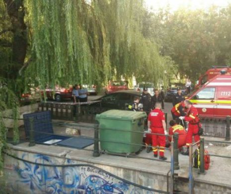 Se zbat între viață și MOARTE după ce AU CĂZUT cu MAȘINA în DÂMBOVIȚA