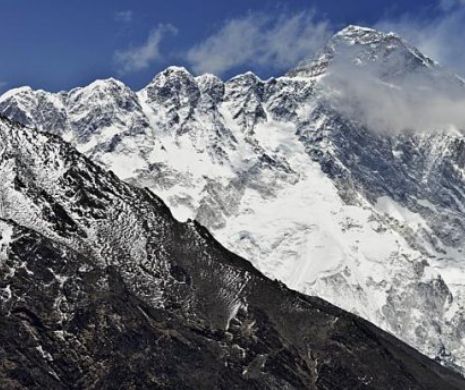 Soluţie pentru curăţarea Acoperişului Lumii. Tone de fecale de pe Everest transformate în biogas