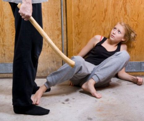 Teroare în tabăra şcolară! Copii bătuți cu țevi şi arși cu bricheta de supraveghetori