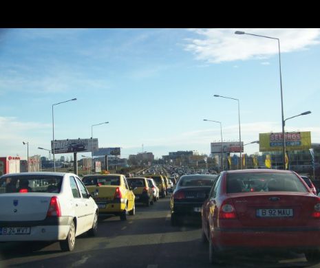 Trafic BLOCAT la intrarea în Bucureşti. SITUAŢIA CLASICĂ. Alo, autorităţile, se va rezolva VREODATĂ?