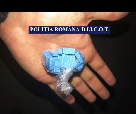 TRAFIC și CONSUM de DROGURI, pe LITORAL, în minivacanța de Sfânta Maria. Zeci de tineri prinși în flagrant de polițiștii Antidrog și de jandarmi