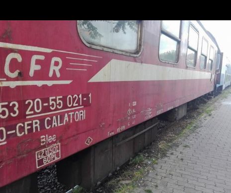 TREN DERAIAT, lângă Craiova. Traficul feroviar, BLOCAT