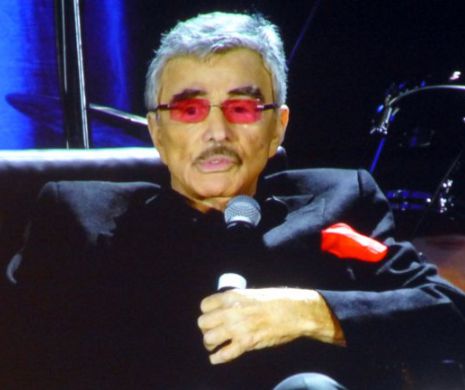 A MURIT BURT REYNOLDS