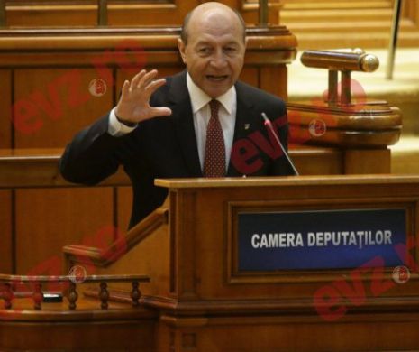 BĂSESCU aruncă BOMBA. Cum va VOTA fostul președinte la REFERENDUM