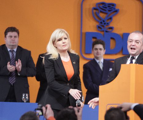 Despre cum se TEMEAU liderii POLITICI să RECUNOASCĂ public că Udrea a avut INIŢIATIVE BUNE în guvernul Boc