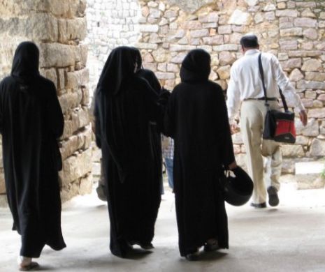 Elveţia: Au votat împotriva vălului islamic