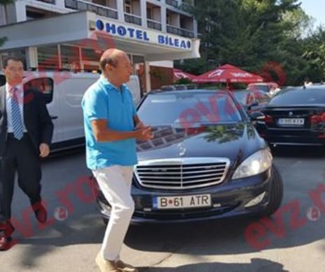 Guvernul Dăncilă defilează cu PANARAMA aia de la Agricultură. Să facă SICĂ MANDOLINĂ moțiunea!