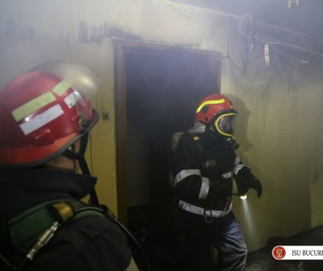 PANICĂ în BLOC. Locatari EVACUAȚI în urma unui INCENDIU