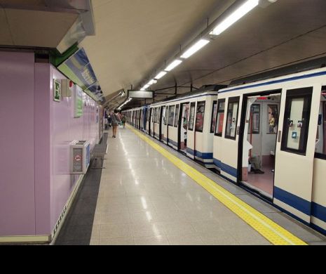PANICĂ LA METROU! Circulația a fost OPRITĂ. O stație EVACUATĂ