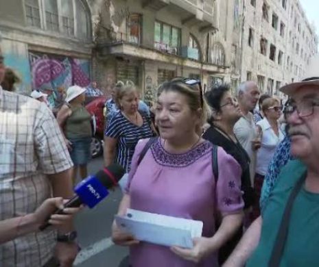 PENSIONARII protestează la SEDIUL PSD din KISELEFF. BREAKING NEWS