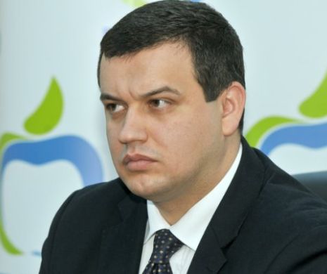 Preşedintele PMP despre un europarlamentar român: "este pe agenda Rusiei"