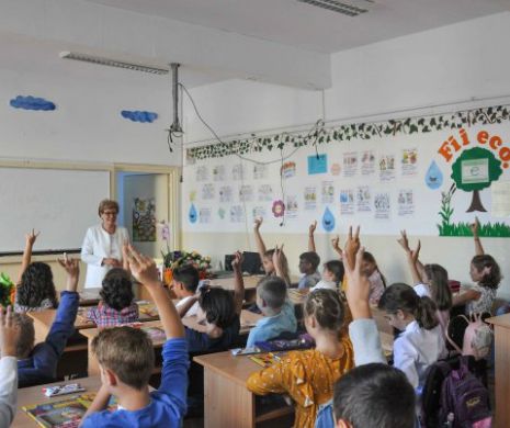 PROTESTE în prima zi de școală