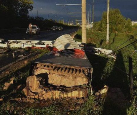Raportul experților. Încălcări flagrante ale legii în cazul porții de intrare în Timișoara care a căzut peste un tânăr și l-a ucis