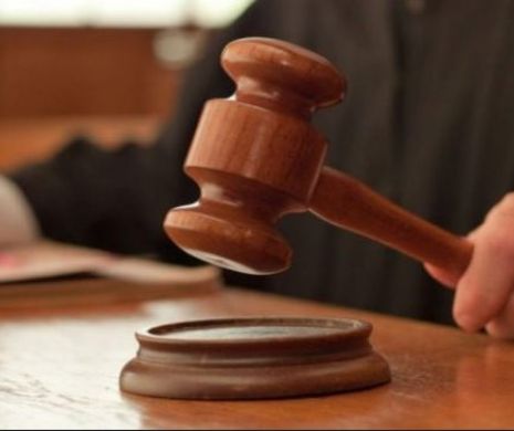Scenă ȘOCANTĂ în JUSTIȚIE. Ce se întâmplă la Înalta Curte. Imaginea care SPUNE TOT