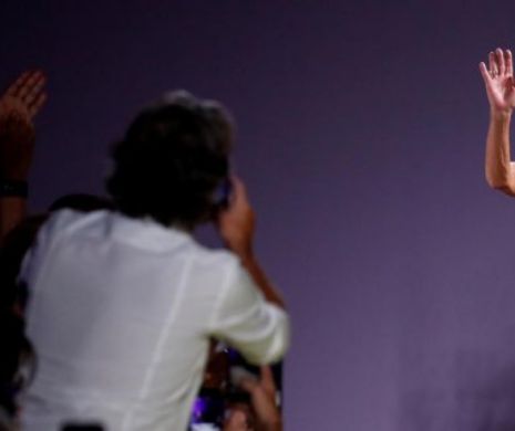 Ştirea bombă vine tocmai de la Milano: Grupul Versace a fost CUMPĂRAT de Michael Kors