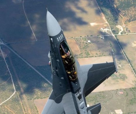 A distrus un AVION de zeci de MILIOANE de dolari. INCIDENT grav la o bază NATO