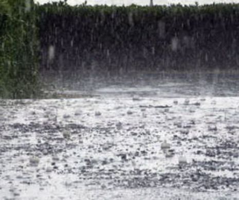 Alertă de călătorie! Cod ROȘU de precipitații și inundații. AVERTISMENT de la MAE